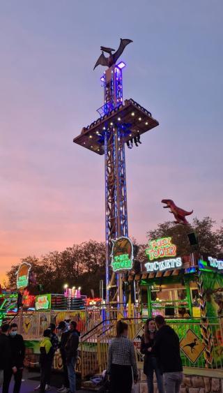 T-Rex-Tower